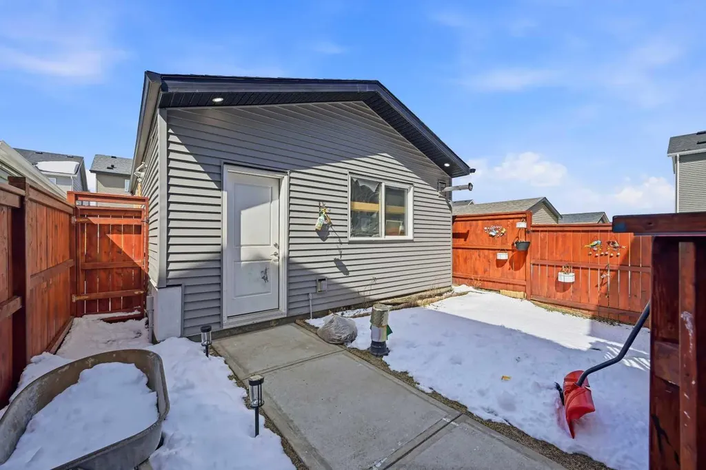 179 Homestead Drive NE Calgary AB T3J 2G9