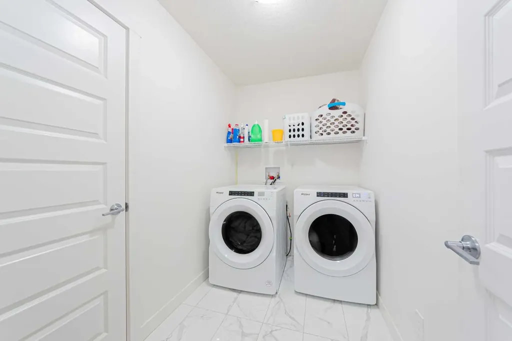 70 Saddlestone Green NE Calgary AB T3J 2C8