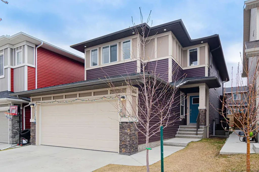 70 Saddlestone Green NE Calgary AB T3J 2C8