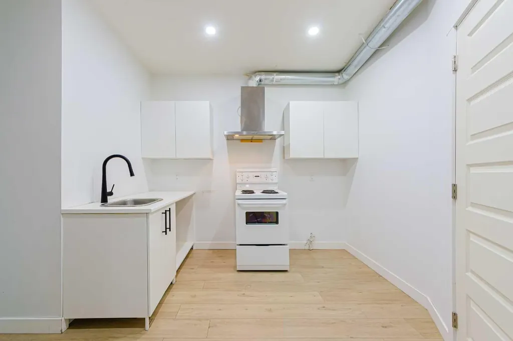 70 Saddlestone Green NE Calgary AB T3J 2C8