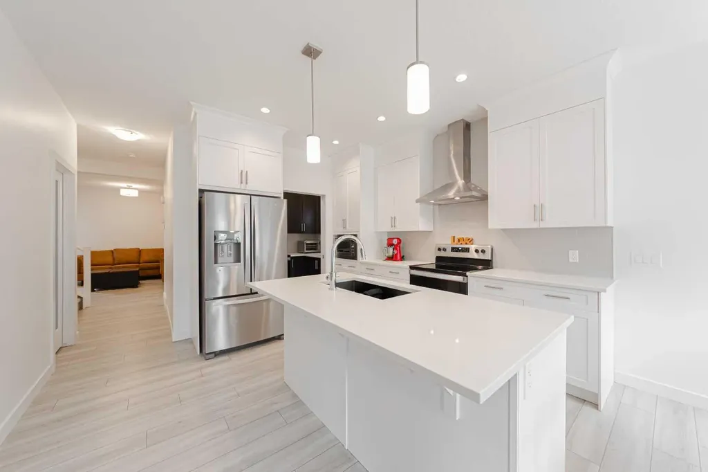 70 Saddlestone Green NE Calgary AB T3J 2C8