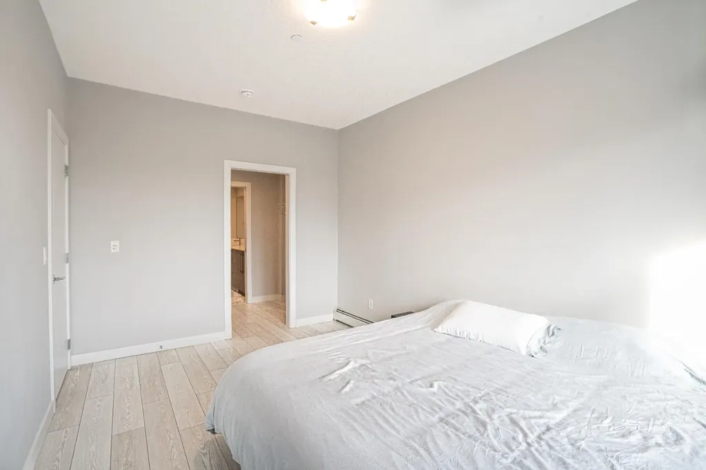 60 Skyview Ranch Road NE Calgary AB T3N 0G8