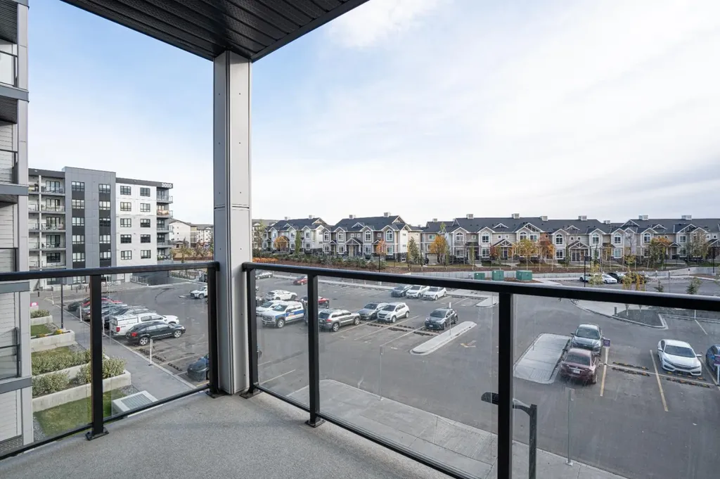 60 Skyview Ranch Road NE Calgary AB T3N 0G8
