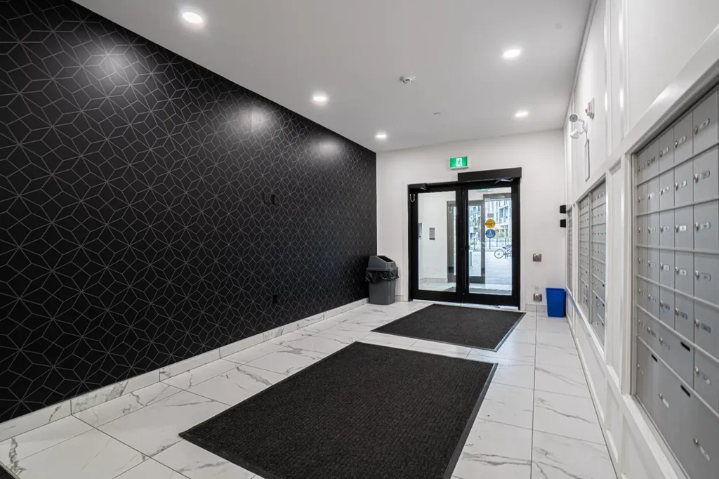 60 Skyview Ranch Road NE Calgary AB T3N 0G8