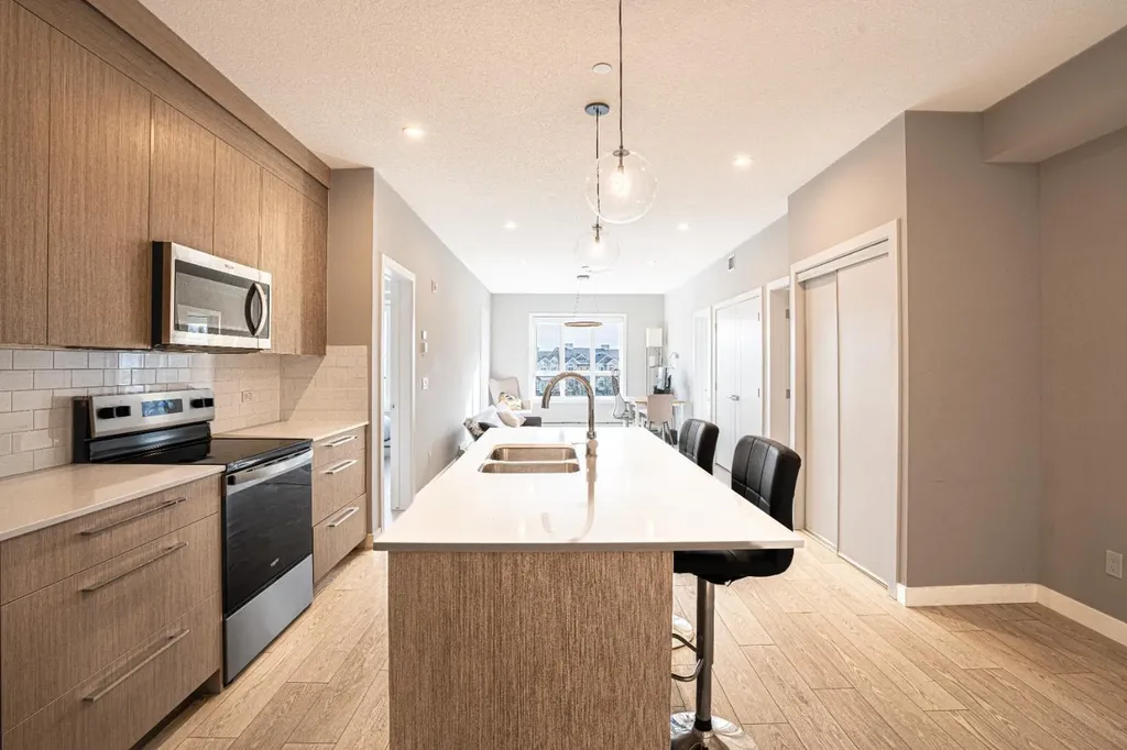 60 Skyview Ranch Road NE Calgary AB T3N 0G8