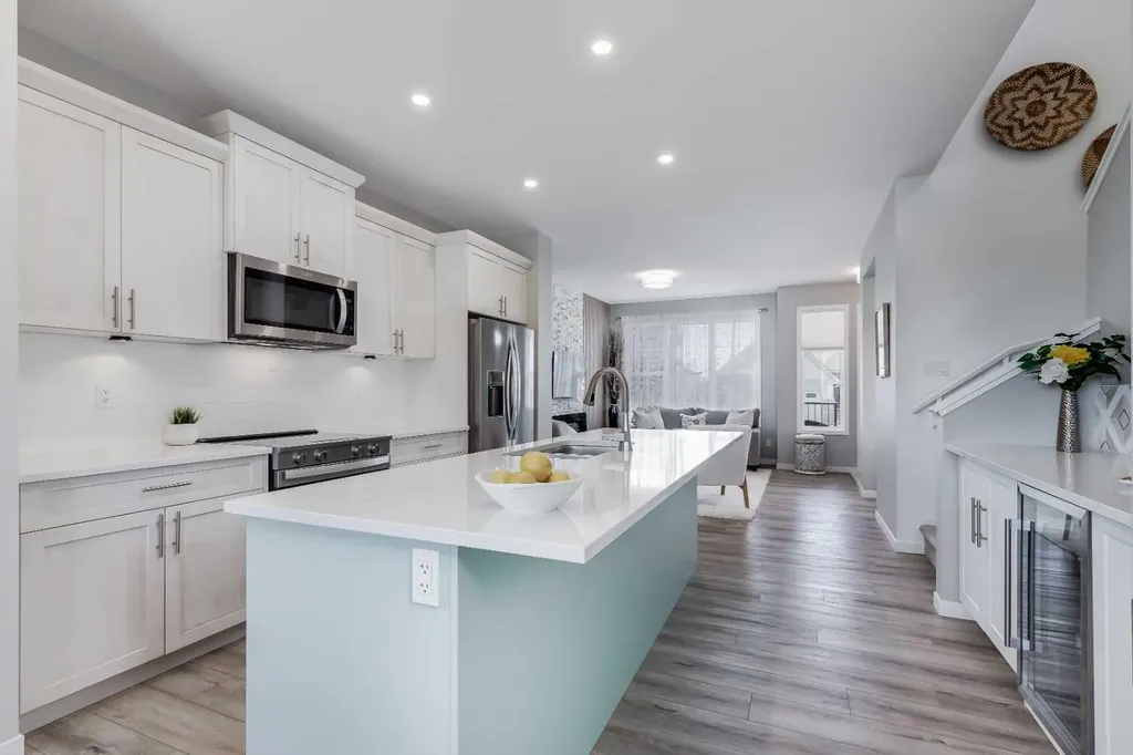 129 Knight Avenue Crossfield AB T0M 0S0
