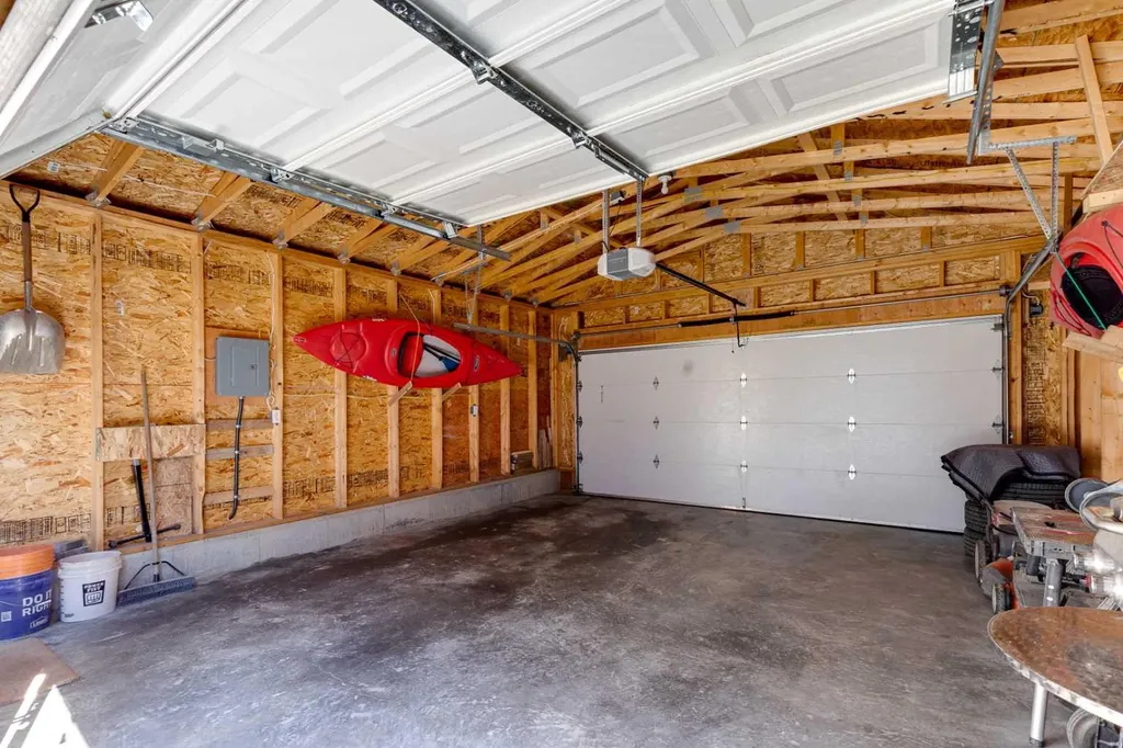 129 Knight Avenue Crossfield AB T0M 0S0