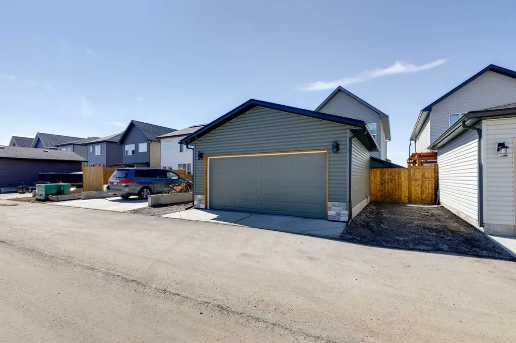 129 Knight Avenue Crossfield AB T0M 0S0
