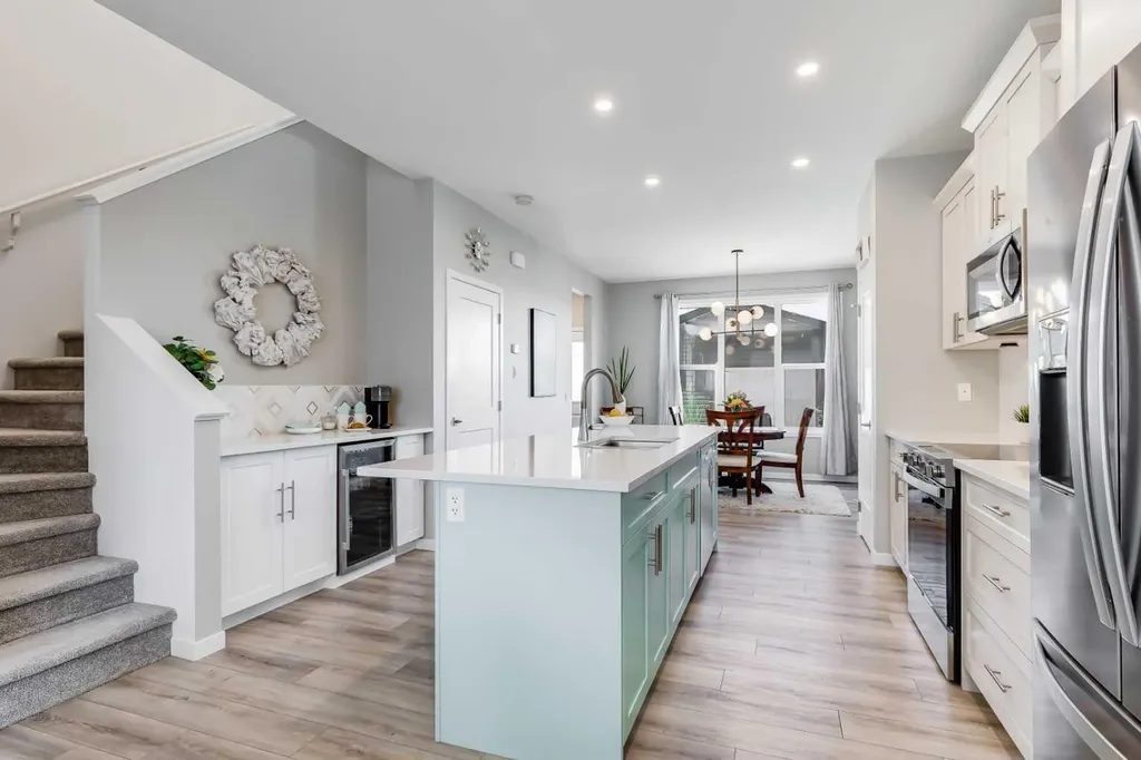 129 Knight Avenue Crossfield AB T0M 0S0