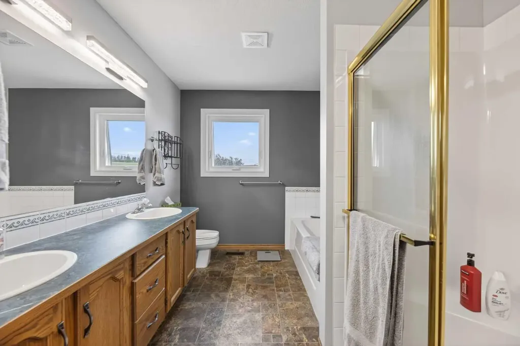 2140 Township Road 304 Township Rural Mountain View County AB T0M 0W0