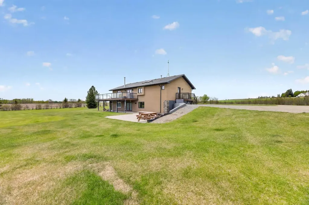 2140 Township Road 304 Township Rural Mountain View County AB T0M 0W0