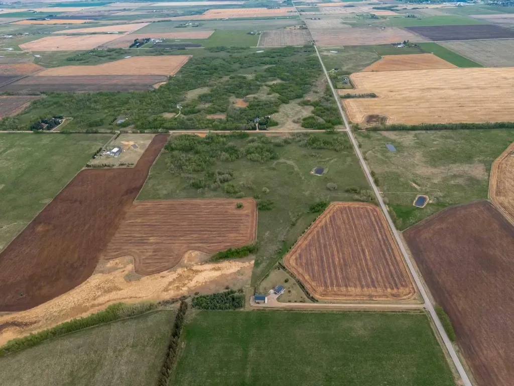 2140 Township Road 304 Township Rural Mountain View County AB T0M 0W0