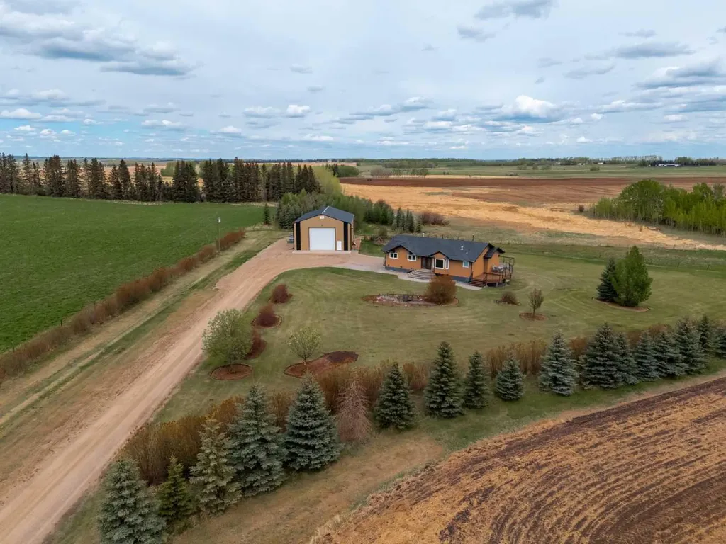 2140 Township Road 304 Township Rural Mountain View County AB T0M 0W0