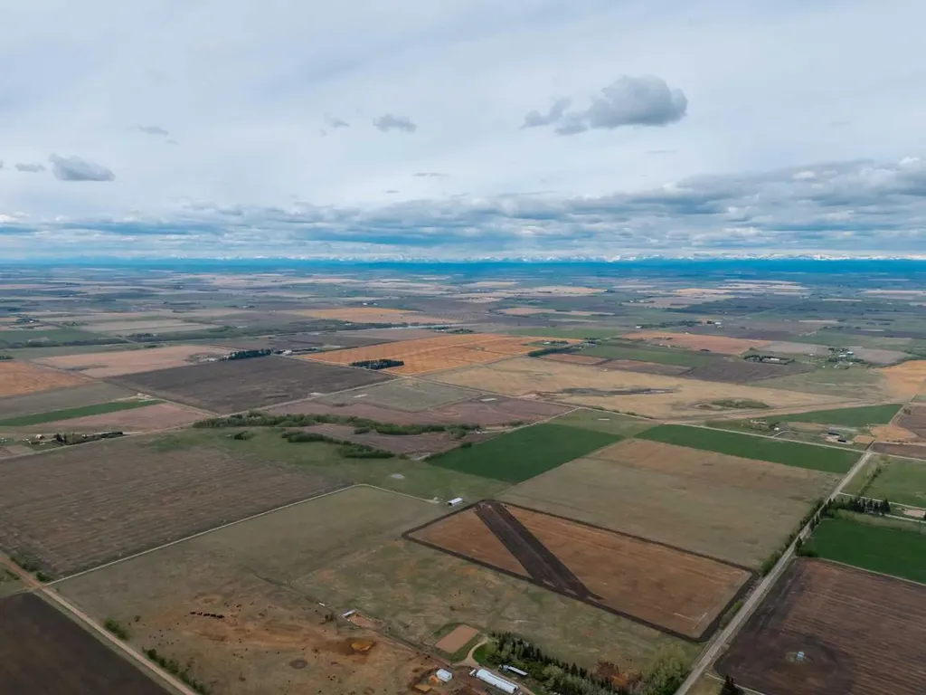 2140 Township Road 304 Township Rural Mountain View County AB T0M 0W0