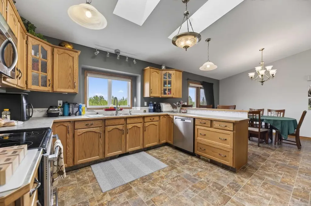 2140 Township Road 304 Township Rural Mountain View County AB T0M 0W0