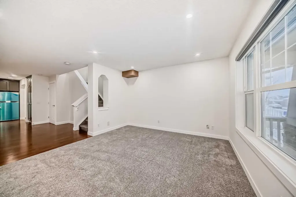 79 Saddlebrook Way NE Calgary AB T3J5M8