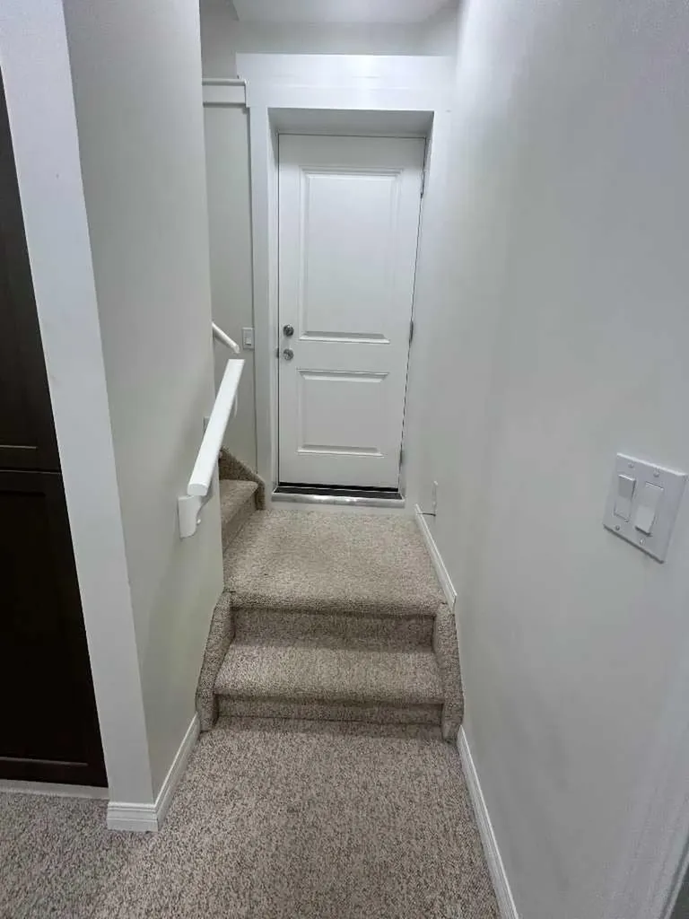79 Saddlebrook Way NE Calgary AB T3J5M8