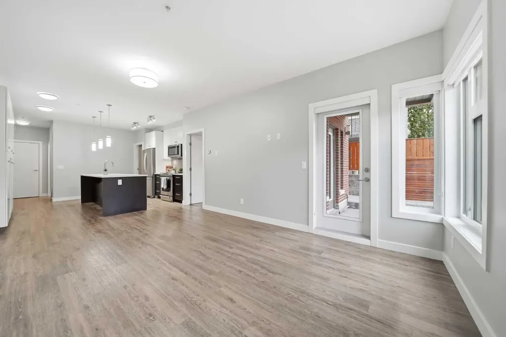 1720 10 Street SW Calgary AB T2T 3E8