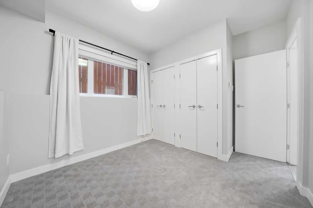 1720 10 Street SW Calgary AB T2T 3E8