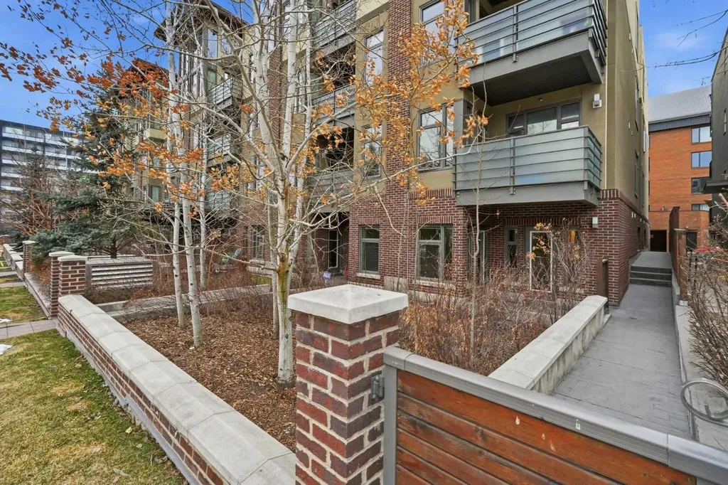 1720 10 Street SW Calgary AB T2T 3E8