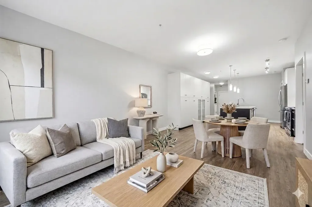 1720 10 Street SW Calgary AB T2T 3E8