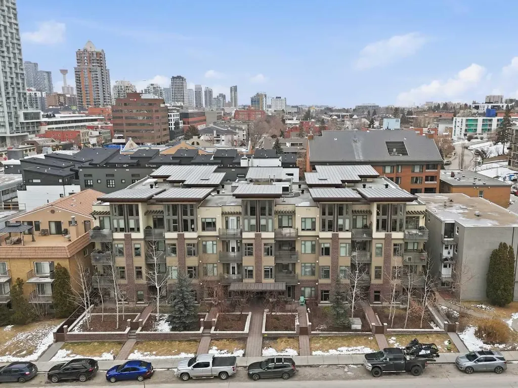 1720 10 Street SW Calgary AB T2T 3E8
