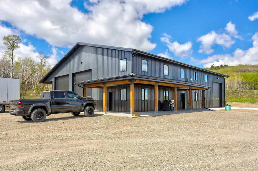 6203 Highway 775 Rural Pincher Creek No. 9 M.d. Of AB T0K1W0