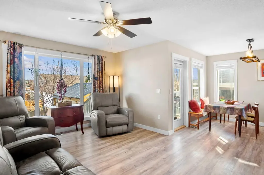 308 Carriage Lane Drive Carstairs AB T0M0N0