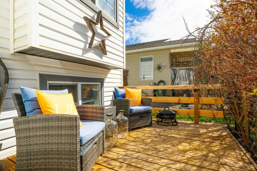 308 Carriage Lane Drive Carstairs AB T0M0N0