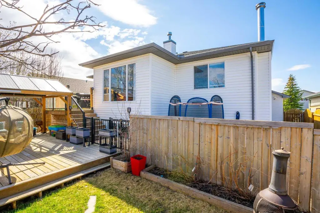 308 Carriage Lane Drive Carstairs AB T0M0N0