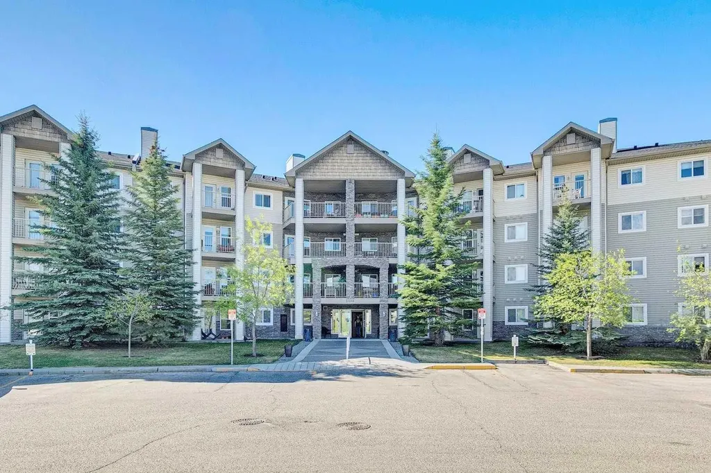 5000 Somervale Court SW Calgary AB T2Y 4M1