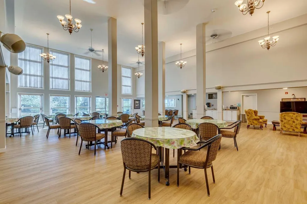 5000 Somervale Court SW Calgary AB T2Y 4M1