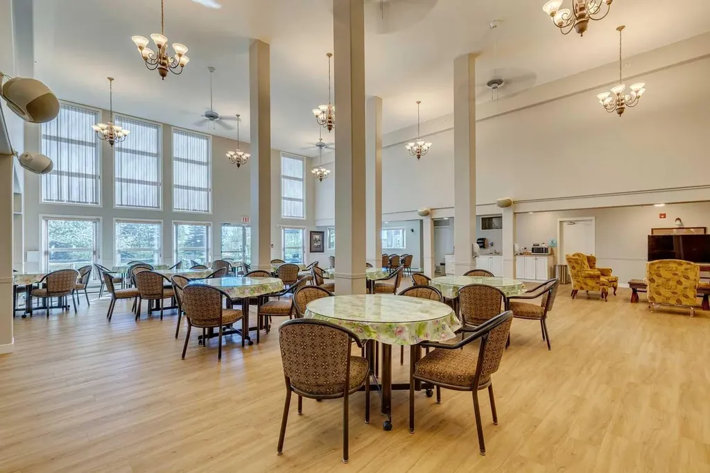 5000 Somervale Court SW Calgary AB T2Y 4M1