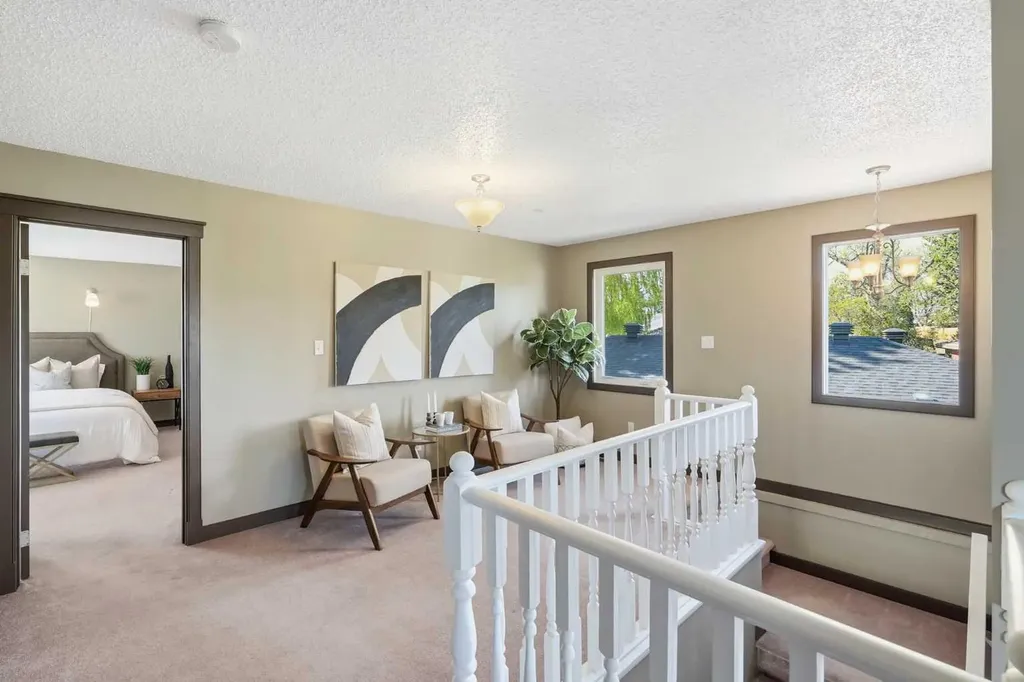 4108 Gatefield Avenue SW Calgary AB T3E 4C5