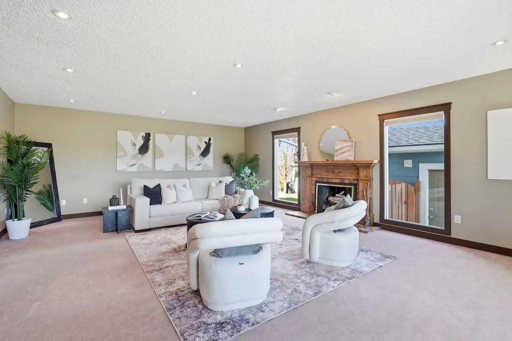 4108 Gatefield Avenue SW Calgary AB T3E 4C5