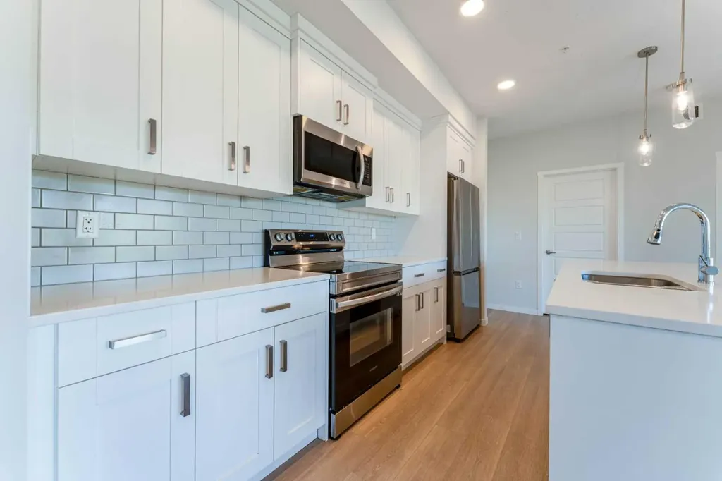 42 Cranbrook Gardens SE Calgary AB T3M3P9
