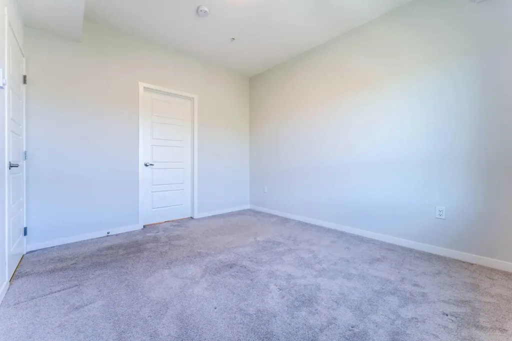 42 Cranbrook Gardens SE Calgary AB T3M3P9