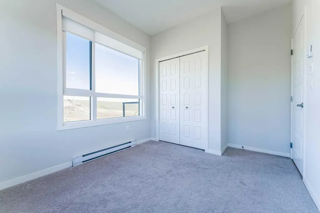 42 Cranbrook Gardens SE Calgary AB T3M3P9
