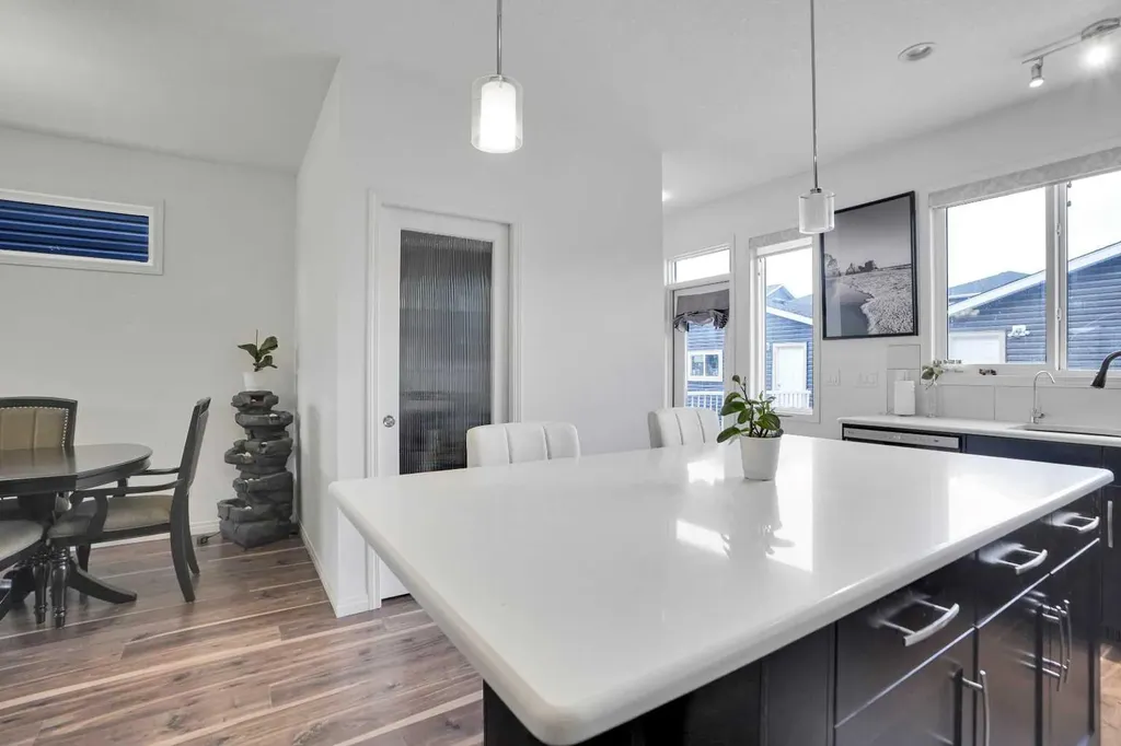 726 Redstone Drive NE Calgary AB t3n1k9