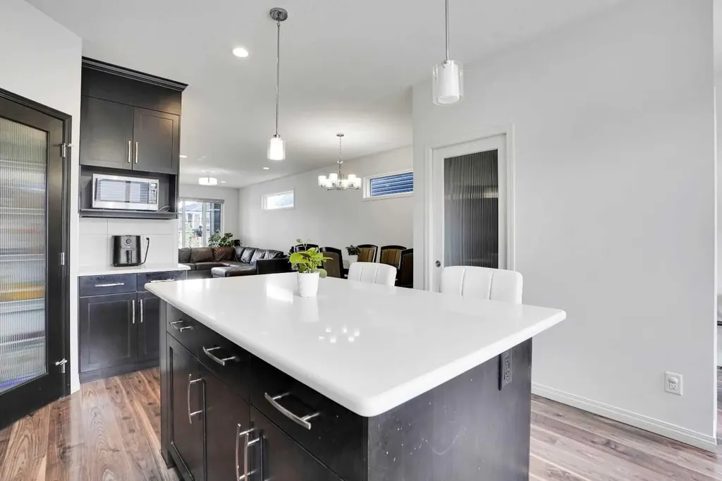 726 Redstone Drive NE Calgary AB t3n1k9
