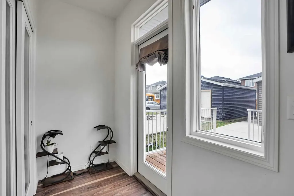 726 Redstone Drive NE Calgary AB t3n1k9