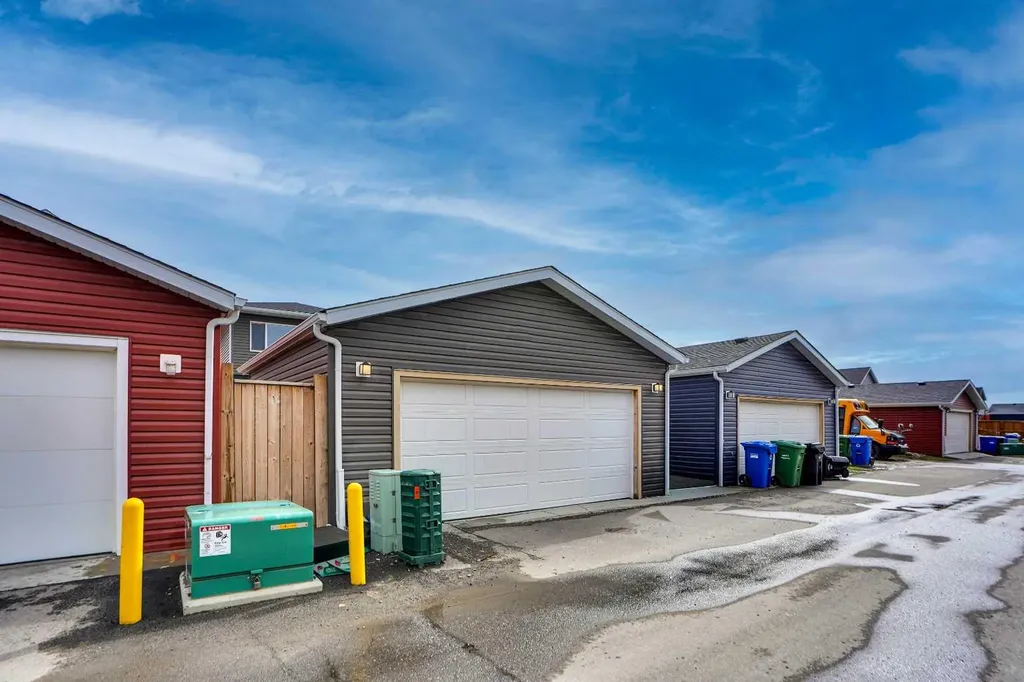 726 Redstone Drive NE Calgary AB t3n1k9