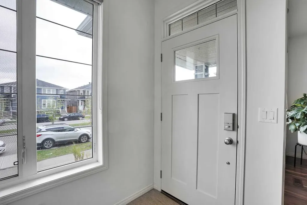 726 Redstone Drive NE Calgary AB t3n1k9