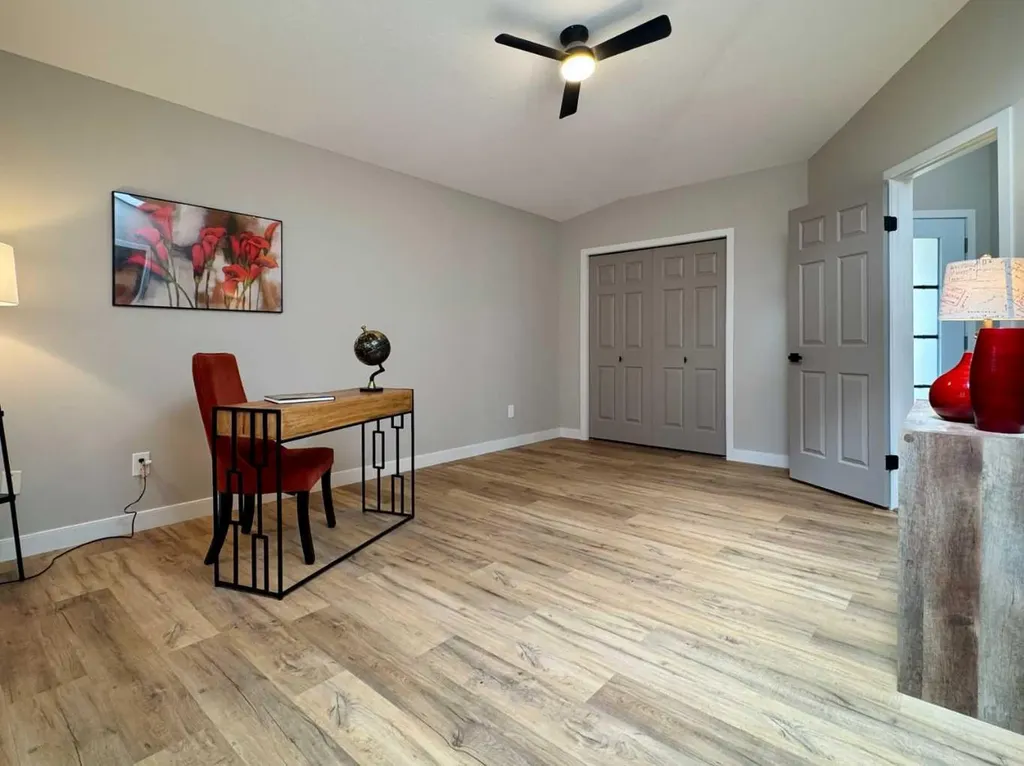 398 Canyon Boulevard W Lethbridge AB T1K 6V2