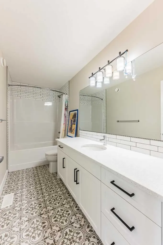 57 Westmore Park SW Calgary AB T3H 6A9
