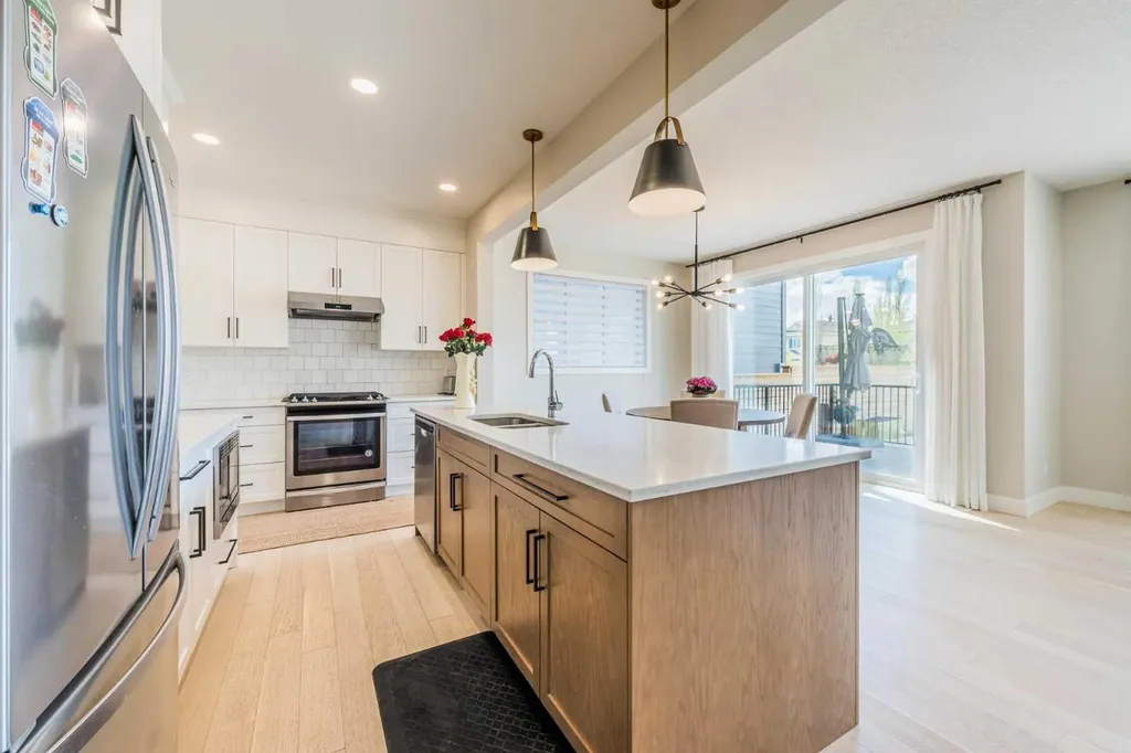 57 Westmore Park SW Calgary AB T3H 6A9