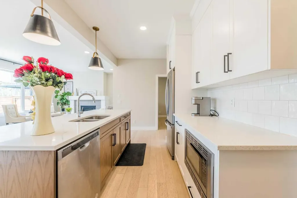 57 Westmore Park SW Calgary AB T3H 6A9