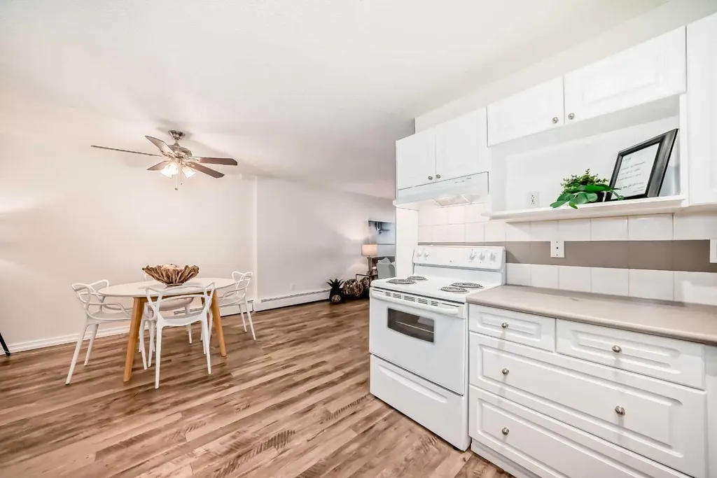 1814 18 Street SW Calgary AB T2T 1T4