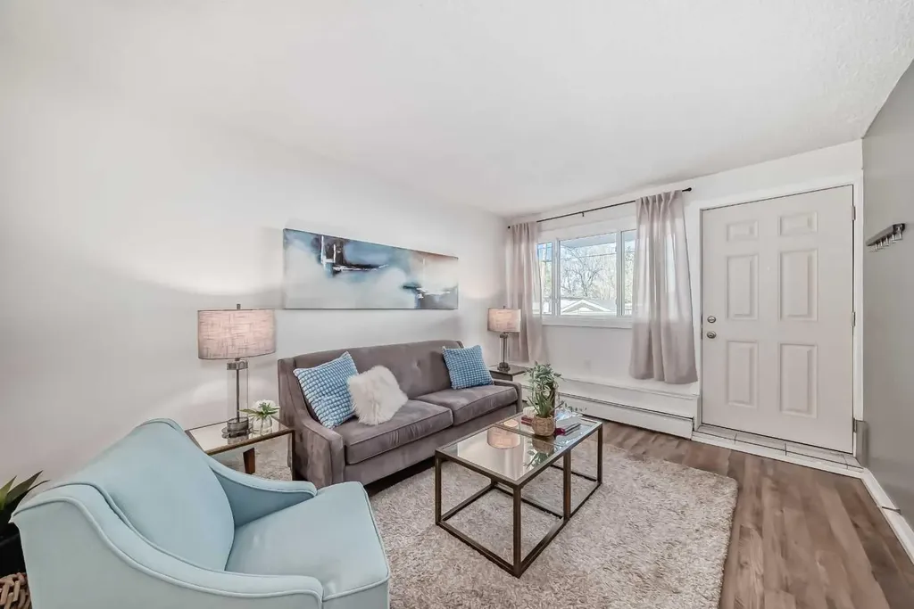 1814 18 Street SW Calgary AB T2T 1T4