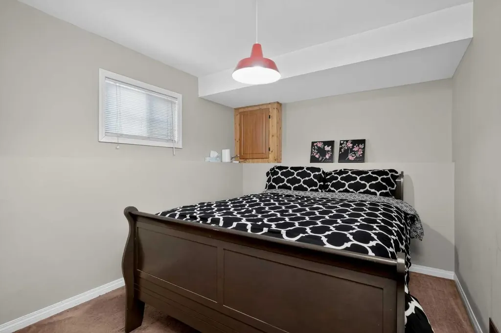 18 Martinview Crescent NE Calgary AB T3J 2S2